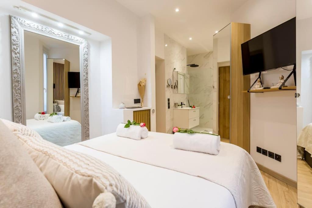 Suite Paris, Tour Eiffel, Champs Elysees Eksteriør billede
